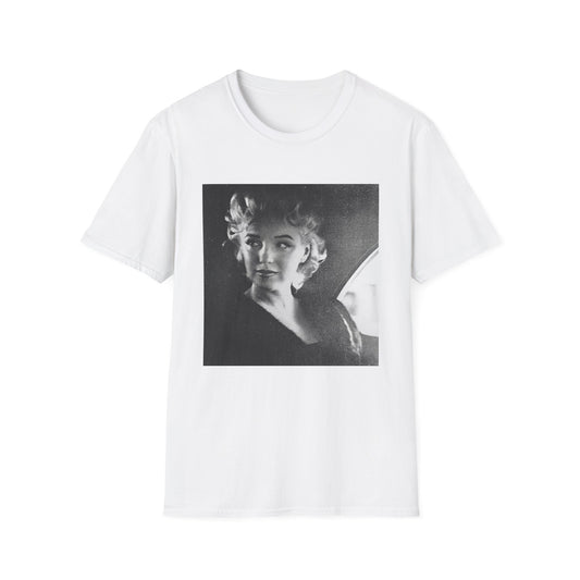 Marilyn (Back Seat)